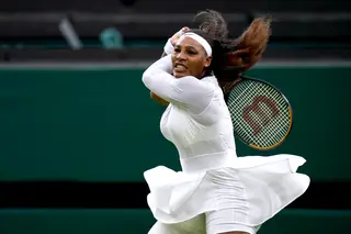 A tradição que pode afetar o jogo: tenistas falam do “stress mental de ter de usar branco em Wimbledon e rezar” para não terem o período