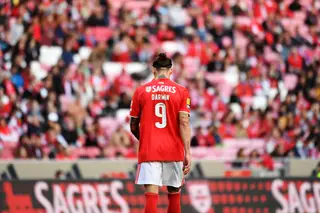 Darwin Nuñez e a despedida do Benfica: “Talvez tenha faltado um pouco mais de companheirismo, de convívio entre todos, fora dos jogos”