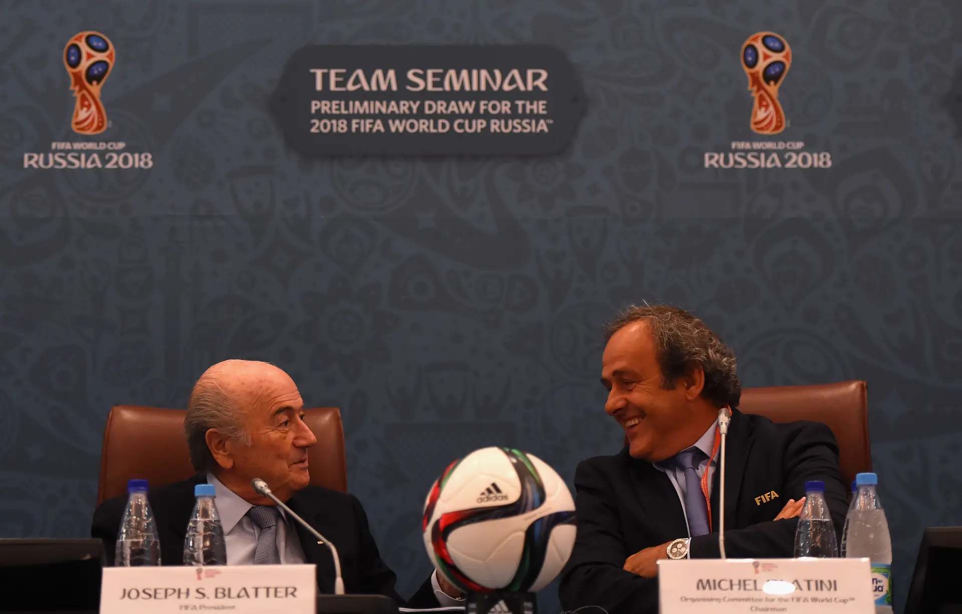 Joseph Blatter e Michel Platini voltam a ser absolvidos pela justiça suíça