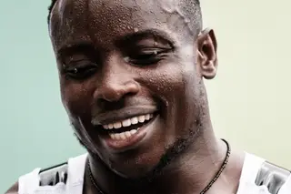 Recordista africano dos 100 metros não vai aos Mundiais de atletismo. A razão: os EUA não lhe deram um visto