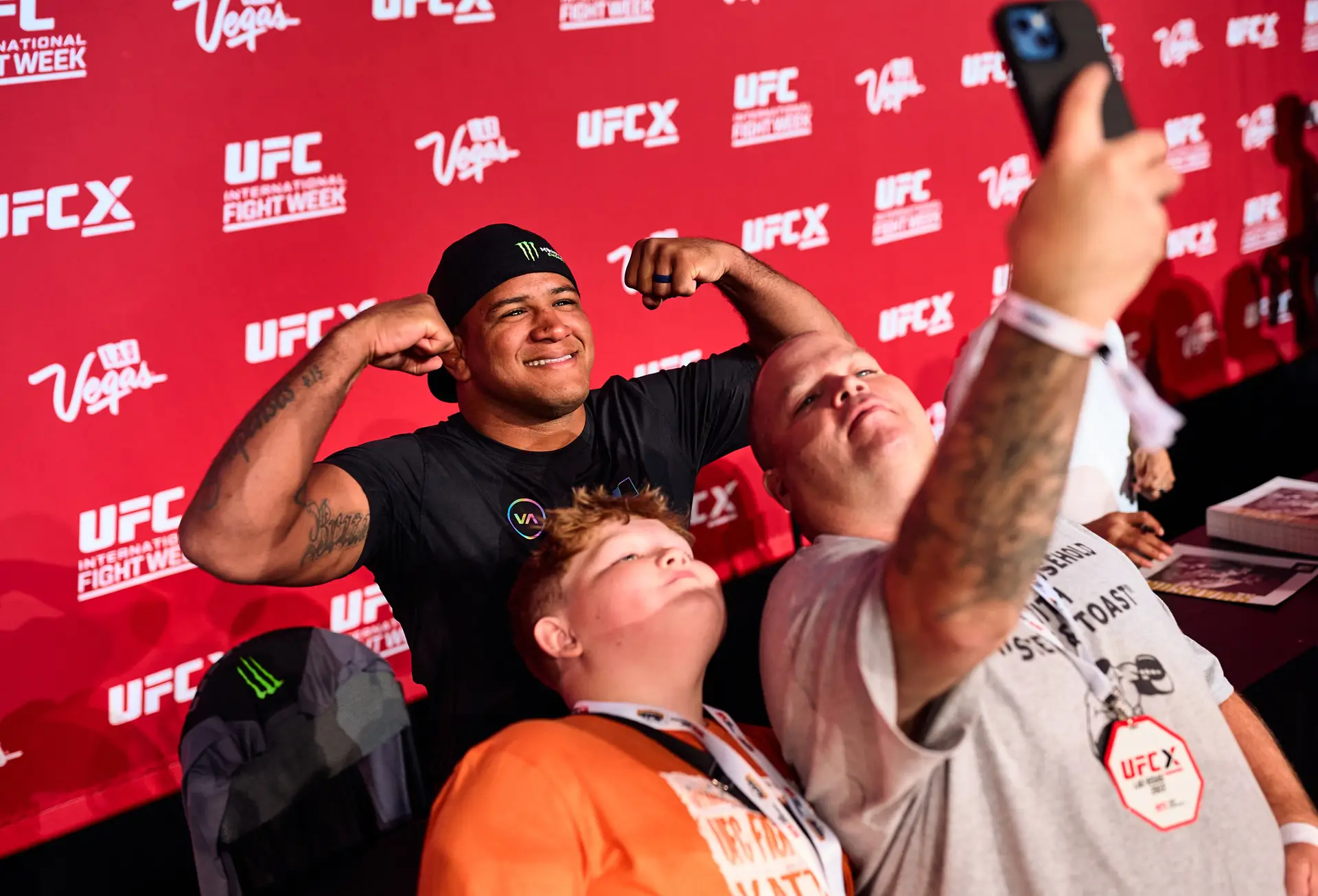 Em Las Vegas, no mundo do UFC, fala-se português “Eu digo ao Fialho que é muito inteligente e técnico foto
