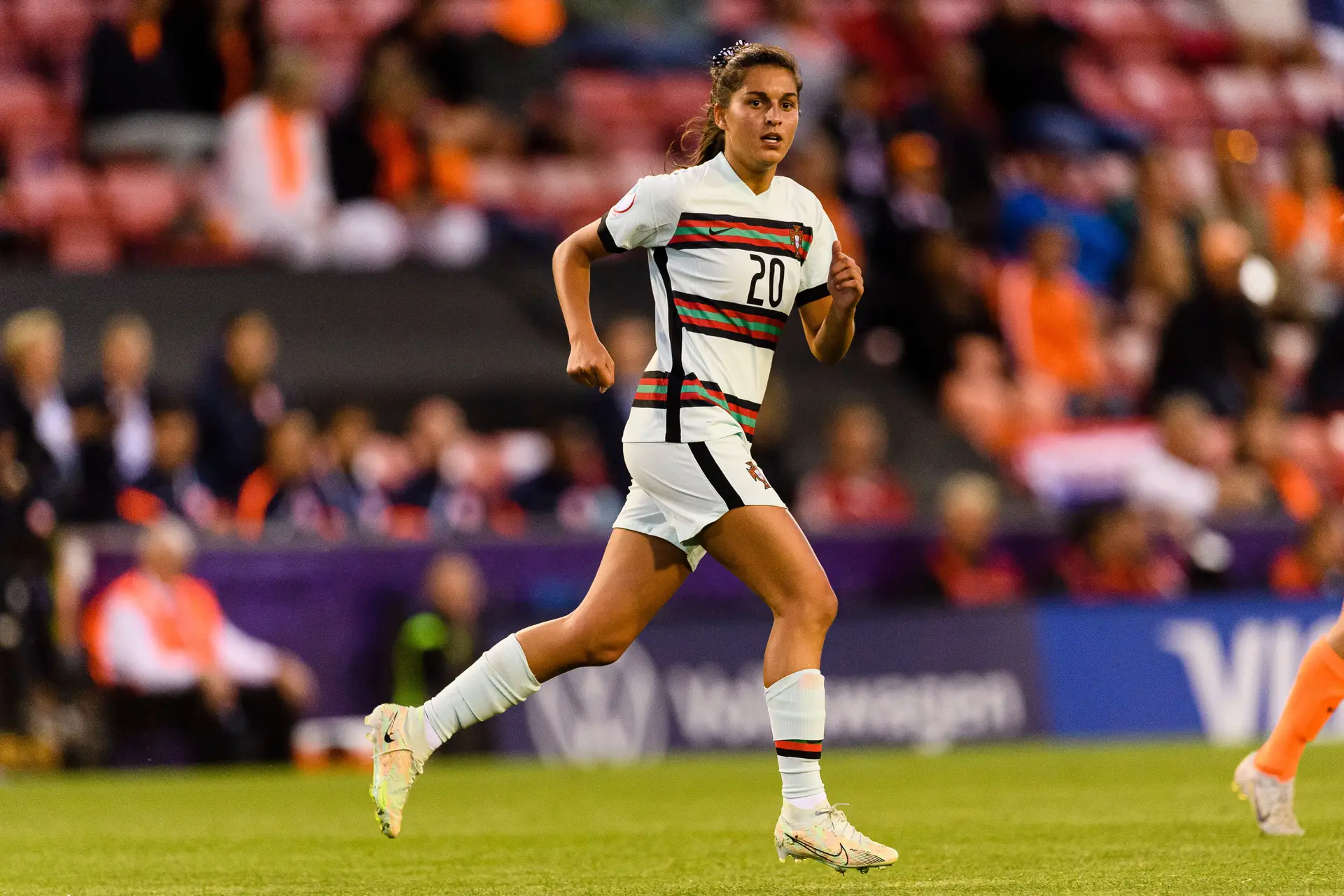 Seleção nacional de futebol feminino realiza último treino antes