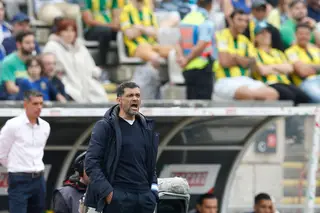 Sérgio Conceição: “Temos de nos reinventar. O Otávio trabalha comigo há seis anos, se eu fosse igual ele já nem me ouvia”