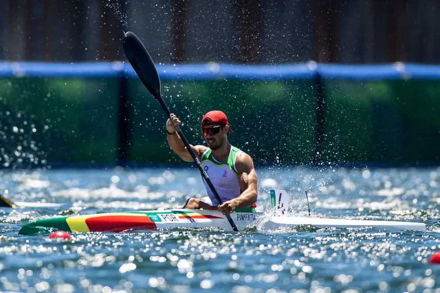 Canoagem: João Ribeiro e Messias Baptista campeões do mundo em K2