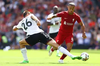 Numa bela tarde de Palhinha, Liverpool não passa no Craven Cottage
