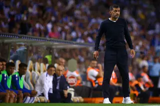 Sérgio Conceição e o apedrejamento ao carro onde seguiam mulher e filhos: “Foi uma situação que me abalou e que abalou a minha família”