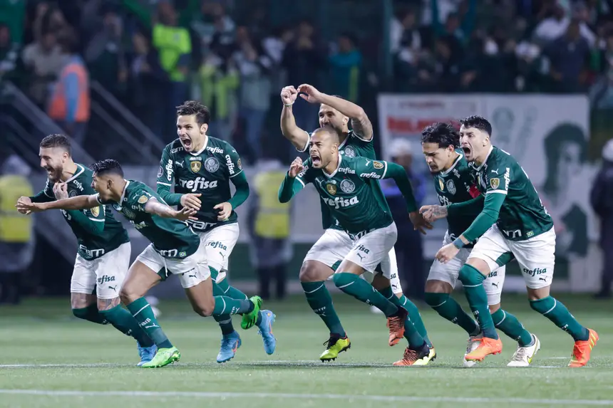 Abel leva Palmeiras às meias-finais da Libertadores pelo quarto