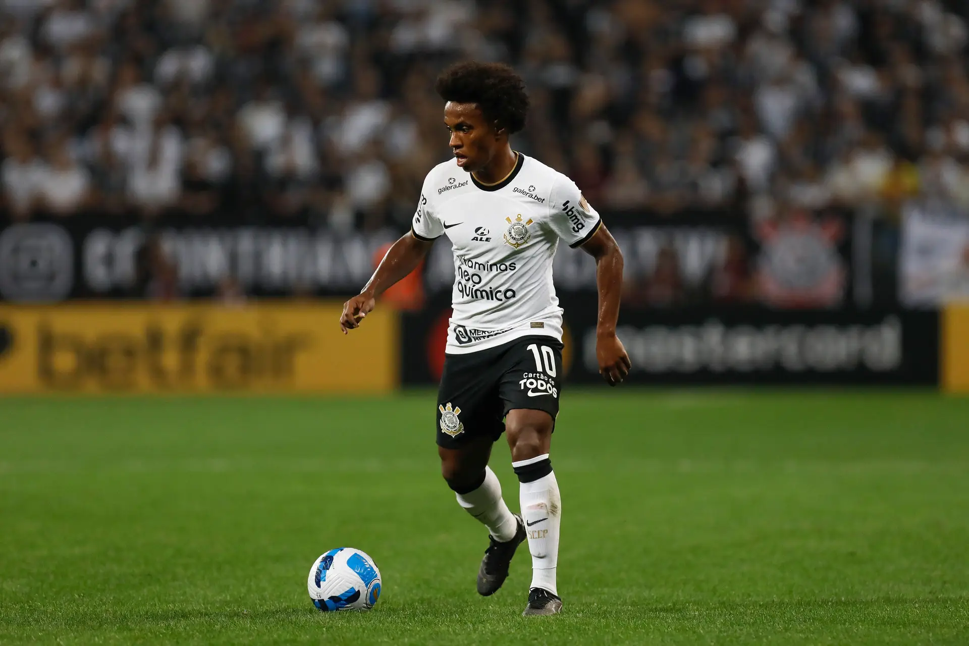 Depois das ameaças à família, a rescisão: Willian não estava feliz em São Paulo e saiu do Corinthians de Vítor Pereira