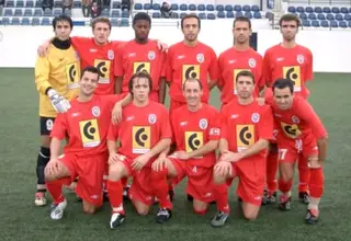 Fernando estreou-se com os seniores da Associação da Torre, com 16 anos