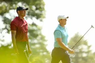 O golfe quer piscar o olho aos mais novos: Tiger Woods e Rory McIlroy criam nova liga com circuitos virtuais de 2 horas e “ação tipo NBA”