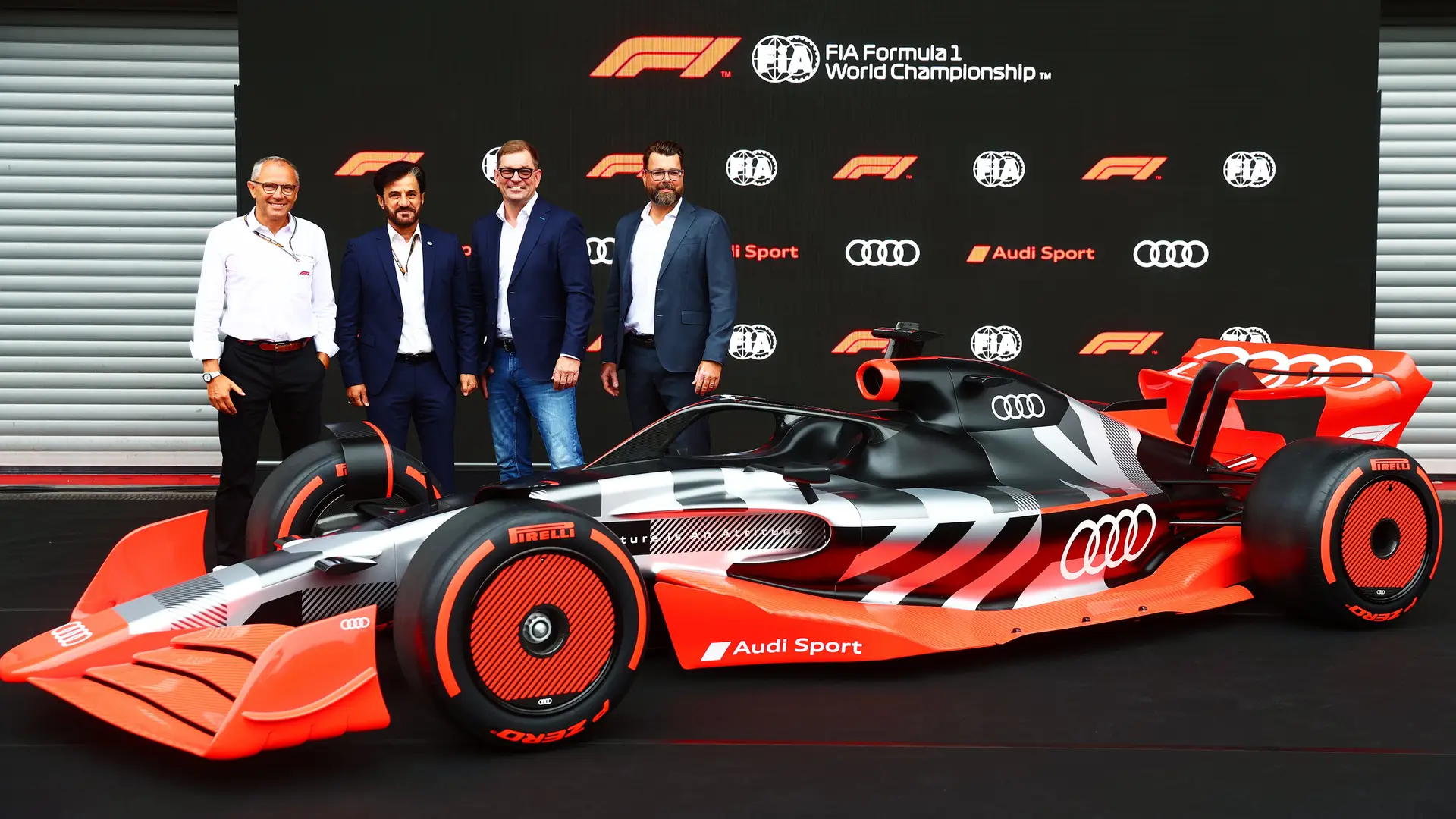 A partir de 2026, a Fórmula 1 vai ter a Audi. Não se sabe é se terá uma equipa ou apenas fornecerá motores