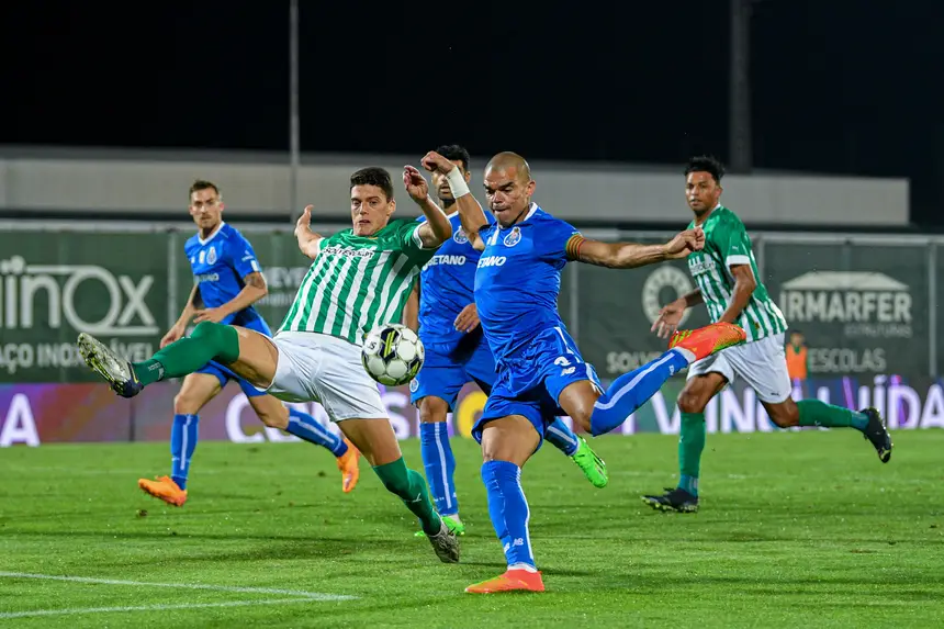 Xavi e o jogo com o FC Porto: Espero que aconteça uma noite