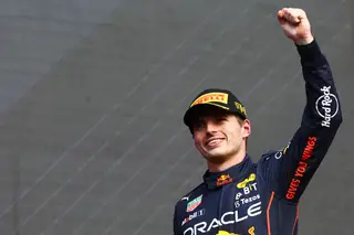 Max Verstappen “estava a voar, noutro planeta” e subiu do 14.º lugar para o champagne do GP da Bélgica