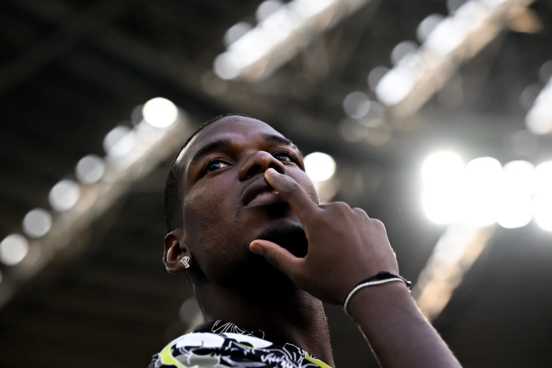 Irmão mais velho e amigos de infância entre os acusados de extorsão e ameaças a Paul Pogba. Gangue exigiu 13 milhões de euros ao jogador