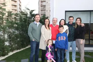 Com a mulher, os pais, irmã, cunhado e sobrinhos
