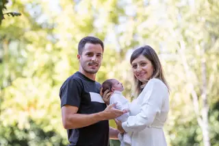 David e Marta com a filha recém-nascida Leonor