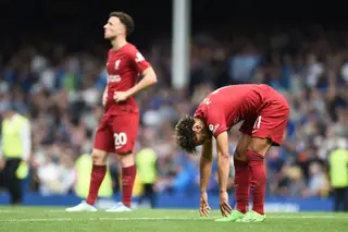 Liverpool não engrena e volta a perder pontos