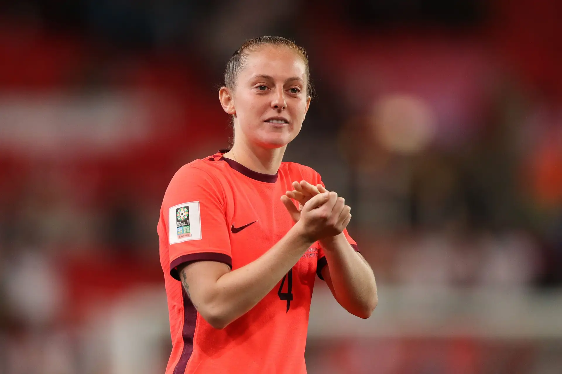 460 mil euros. Keira Walsh trocou o City pelo Barcelona e é a jogadora mais cara da história do futebol feminino