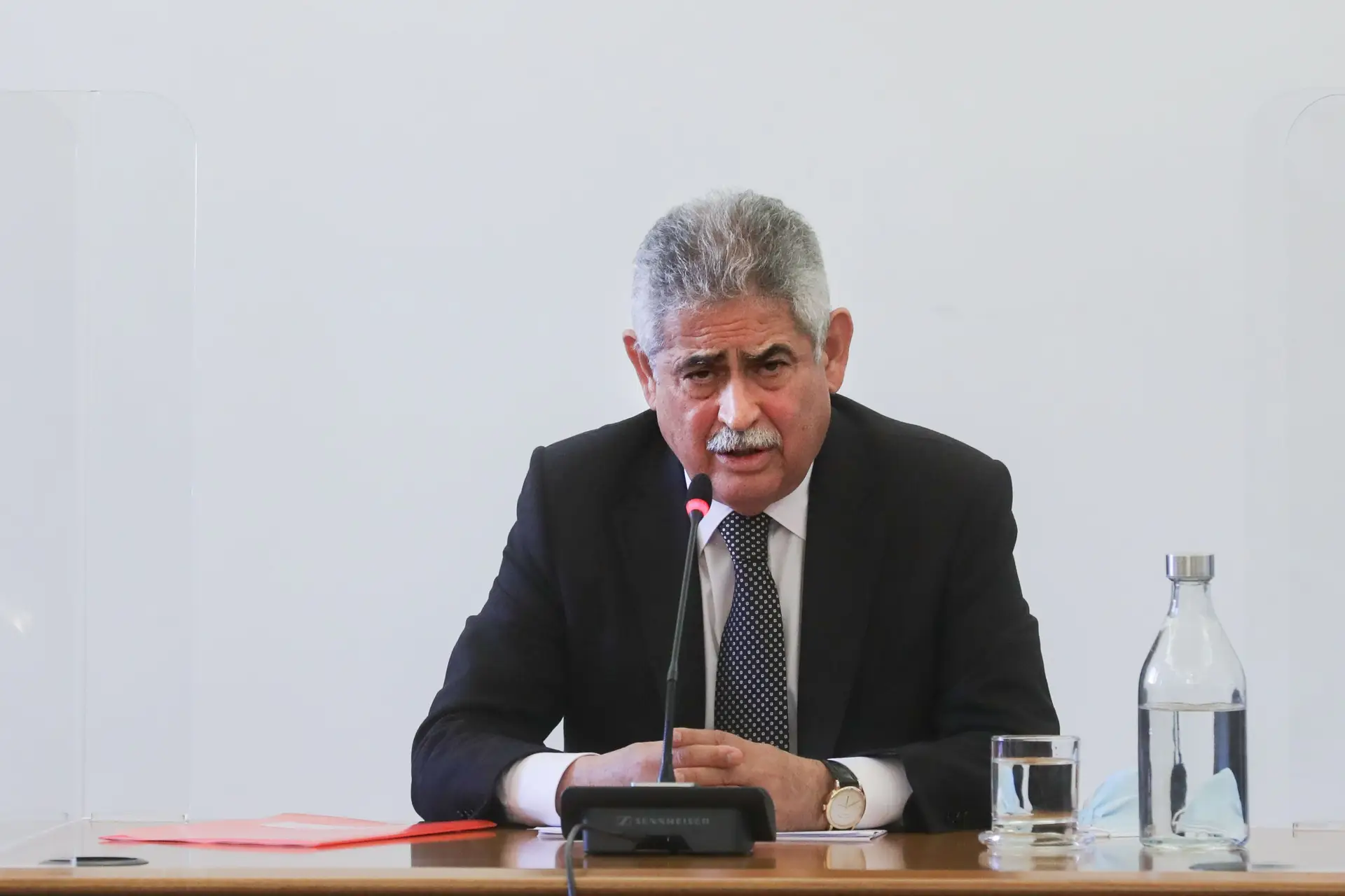 Luís Filipe Vieira pede desculpa por ter “indicado Rui Costa” para lhe suceder no Benfica: “Não é um líder, dificilmente aguenta a pressão”