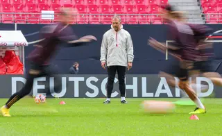 Hansi Flick, selecionador da Alemanha que calhou com Inglaterra e Itália no mesmo grupo da prova que veio acabar com os amigáveis enfadonhos entre seleções