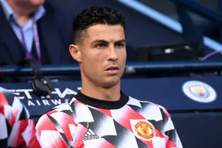 Cristiano Ronaldo não saiu do banco no dérbi de Manchester. Porquê? “Por respeito pela sua grande carreira”, diz Ten Hag