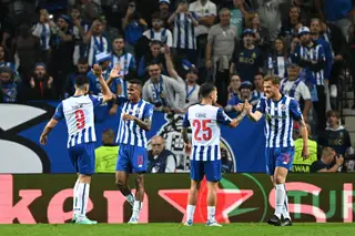 Zaidu e Galeno contra o Leverkusen: o 11 do FC Porto