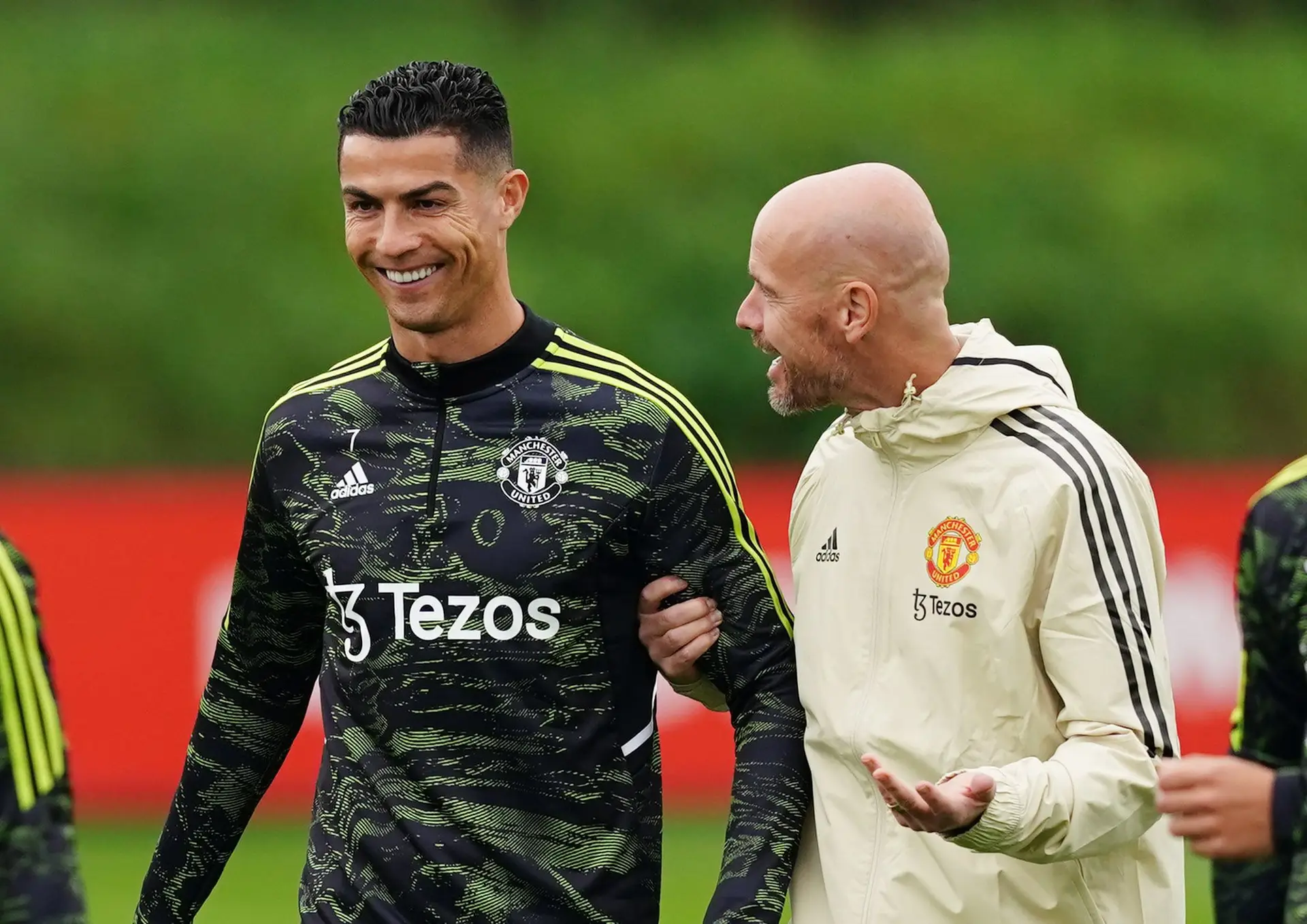 Cristiano Ronaldo é afastado pelo Manchester United por