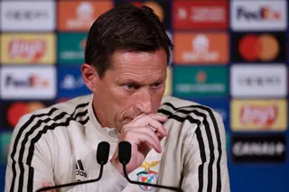 Roger Schmidt e a saída de Enzo: “É uma parte do futebol. Mas a única coisa que conta é o Benfica, não falo de jogadores que já não estão”