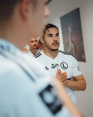 Yuri assinou pelo Legia de Varsóvia na época 2021/22