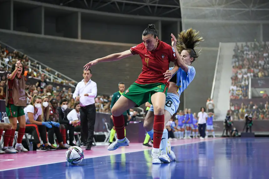 Portugal conquista Mundial universitário de futsal feminino - SIC Notícias