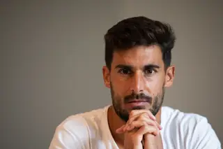 “Na Hungria, o presidente do clube reuniu as mulheres dos jogadores para dizer-lhes que elas não estavam a deixar os maridos descansar”