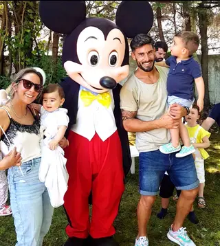 Com a mulher e os dois filhos, Dinis e Rodrigo