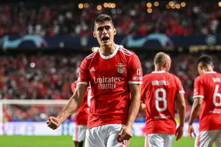 O precoce António Silva, de nome mais português que há, tem 19 anos e vai com 16 jogos pelo Benfica esta temporada