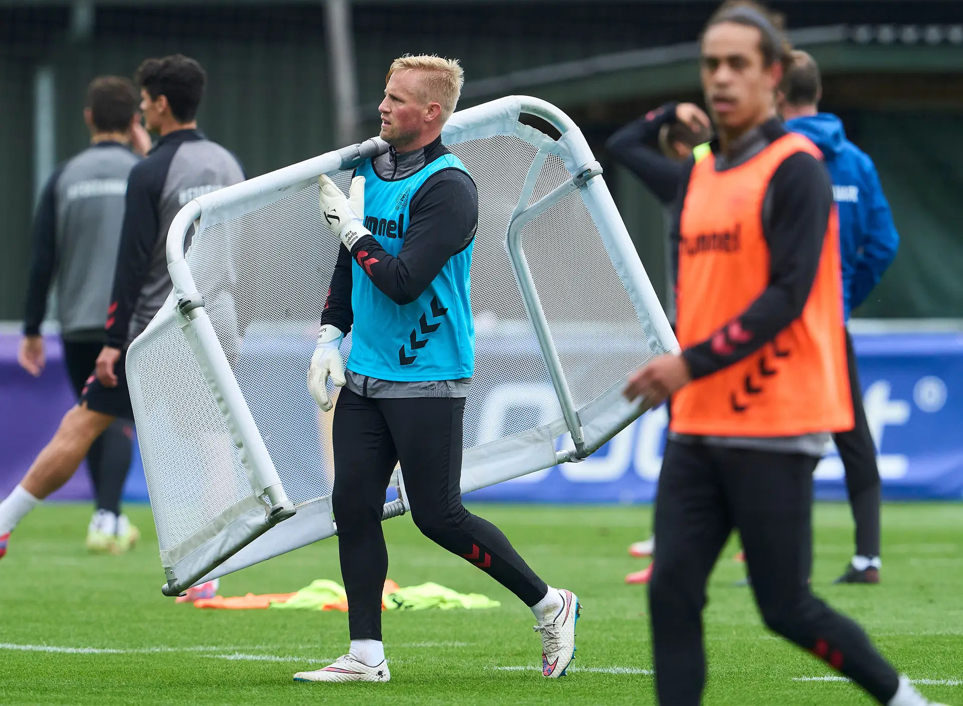 FIFA proíbe camisolas de treino da Dinamarca com a mensagem “Direitos humanos para todos”