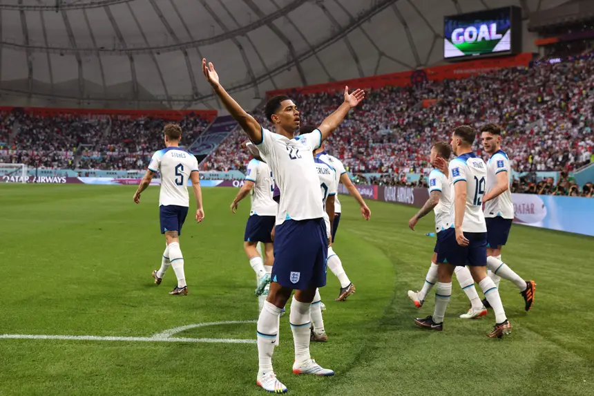 O futebol pouco interessou entre ingleses e iranianos, Crónica de jogo