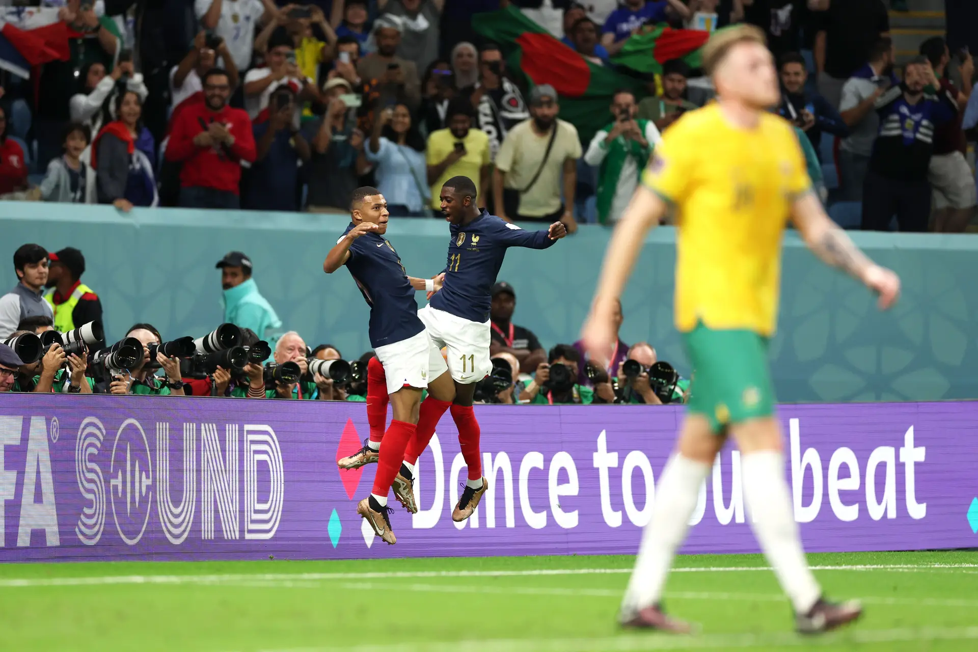 Austrália - França. O lema agora é Vélocité, Dembélé, Mbappé