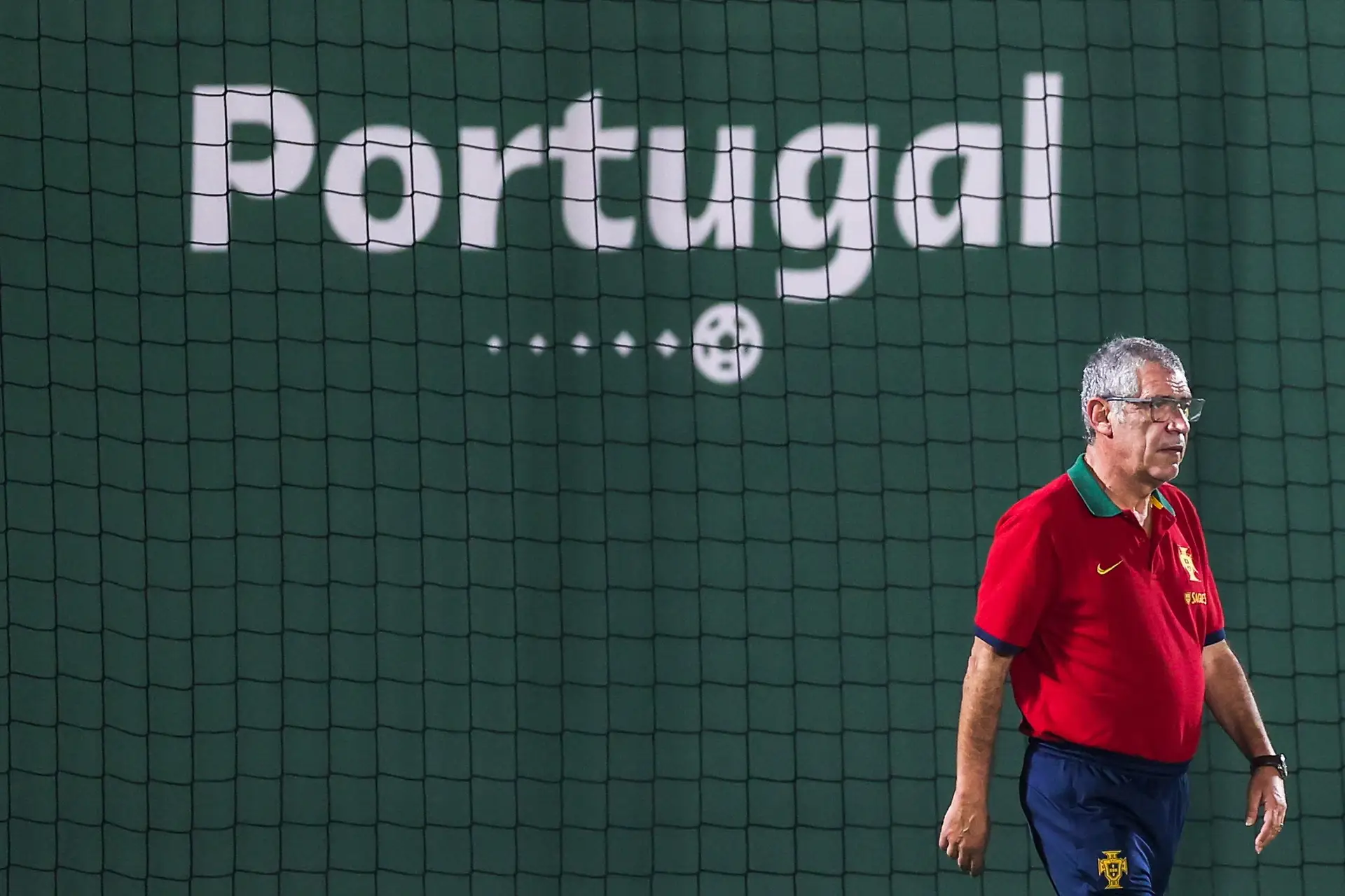 Fernando Santos irá “para a cama muito tranquilo” antes da estreia no Mundial: “Confiamos em nós, a equipa vai ser dinâmica e criativa”