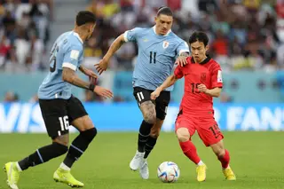 No primeiro jogo do século em Mundiais sem remates à baliza, Uruguai e Coreia do Sul abrem grupo de Portugal com um nulo