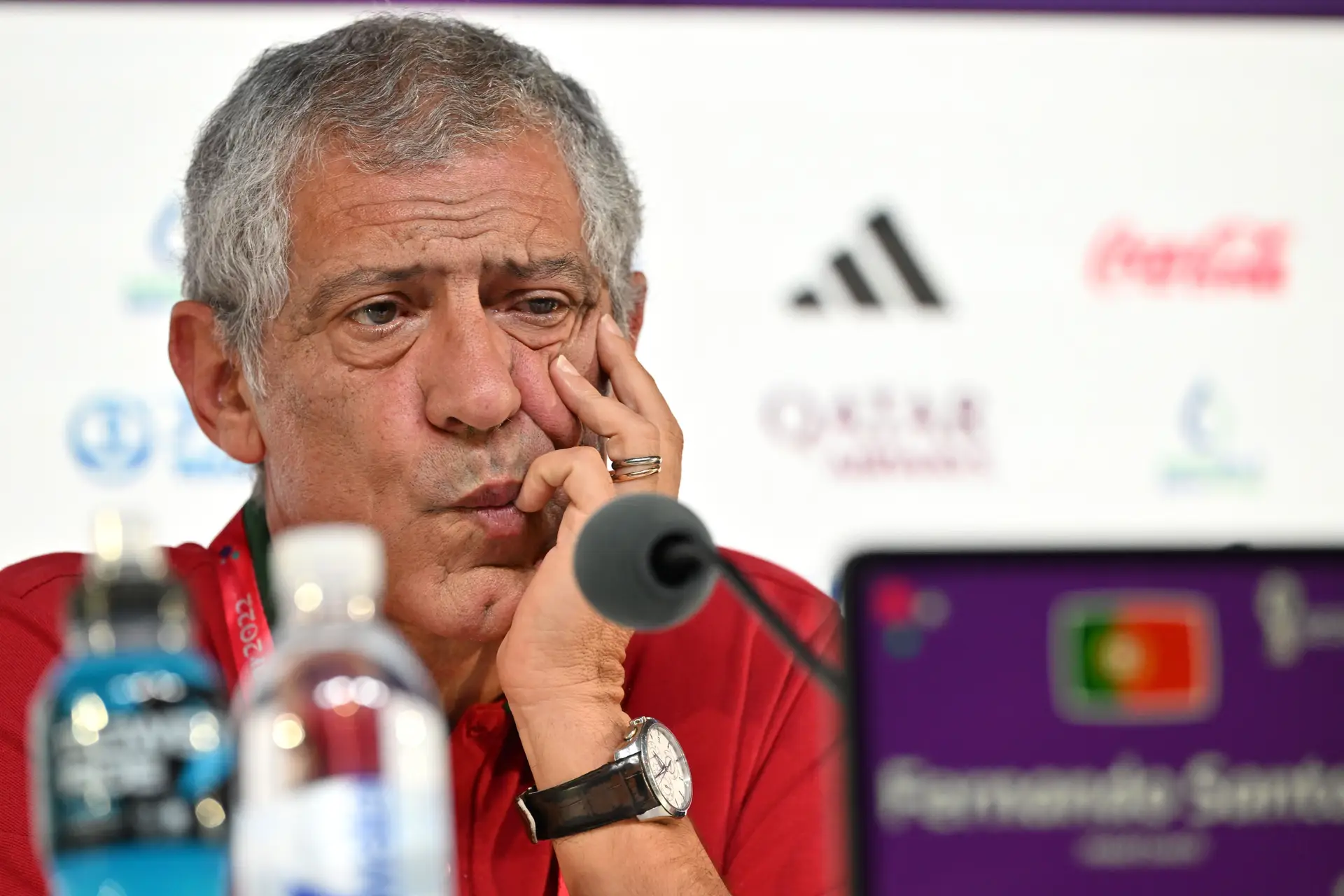 Fernando Santos: “Falei com o Ronaldo no dia do jogo depois do almoço. Se ficou satisfeito? Não, é óbvio. Mas foi tudo normal e tranquilo”