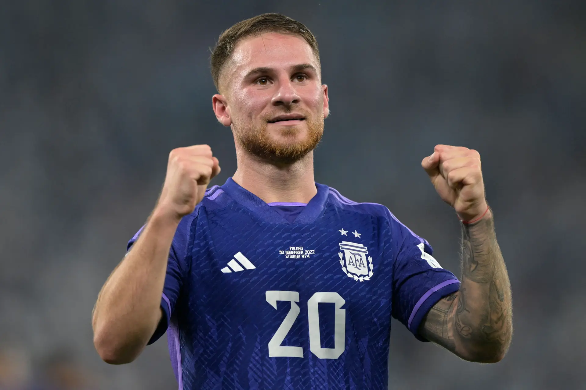 Carlos Mac Allister, pai de Alexis: “Ele valorizará mais ter jogado com Messi no futuro, tal como eu só hoje meço o que foi jogar com Diego”