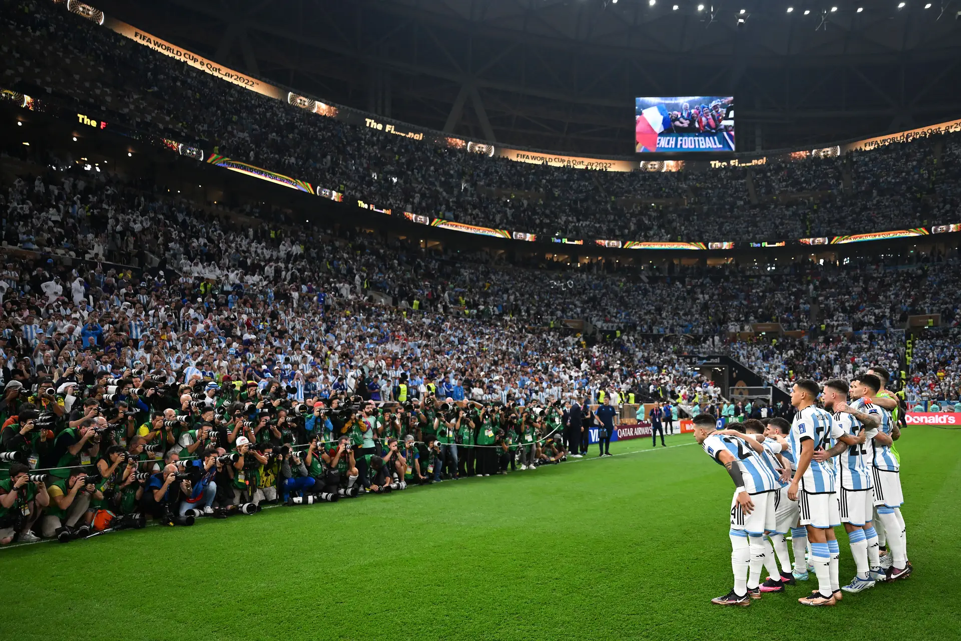 Ouçam, mortais, o grito sagrado de Messi: a Argentina é campeã mundial