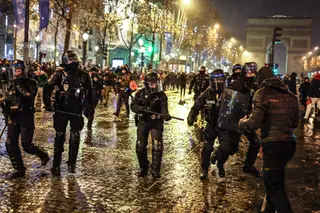 Mais de 200 pessoas detidas em França por desacatos e confrontos após vitória da Argentina no Mundial