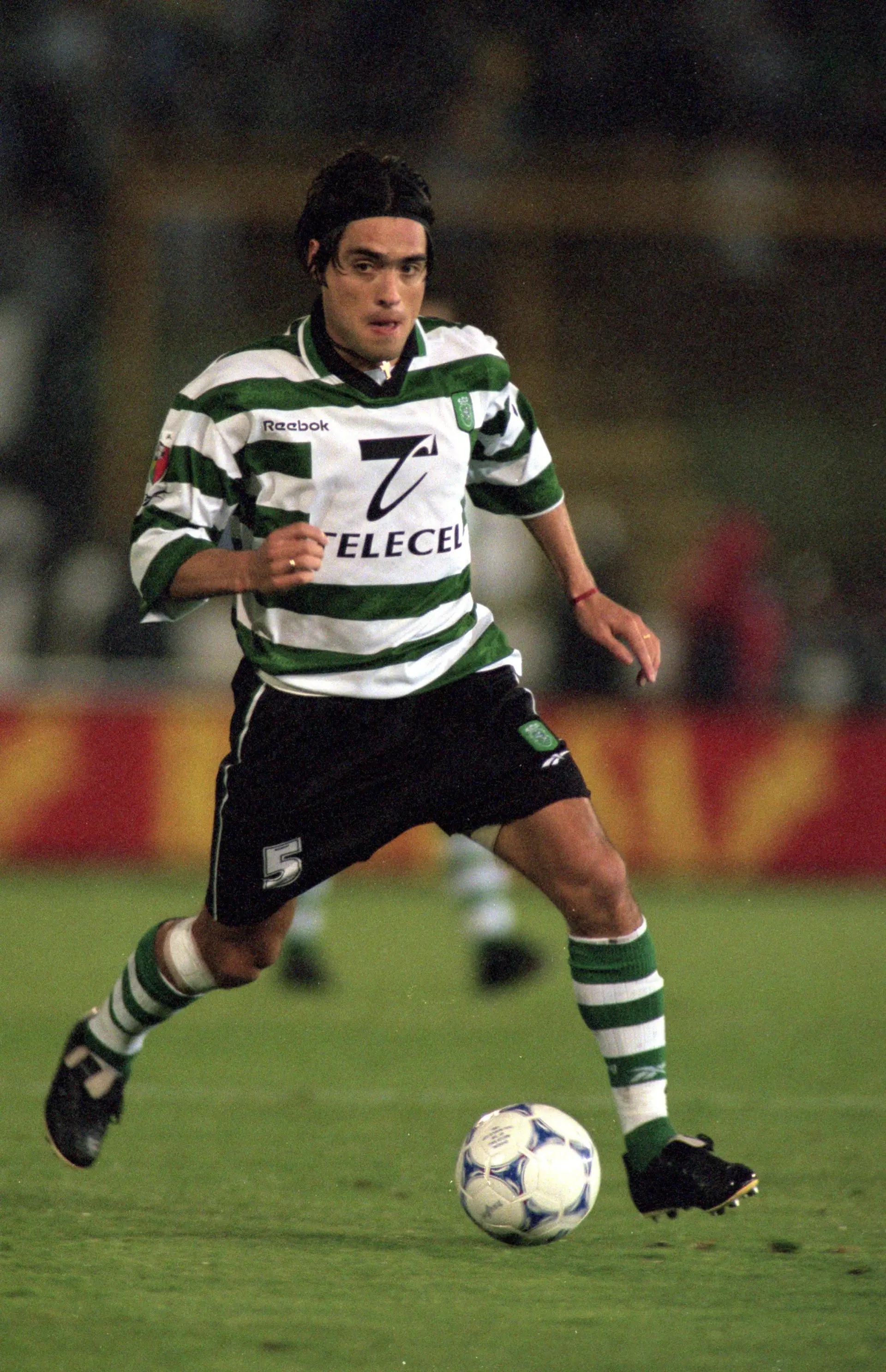 “No primeiro treino no Sporting marquei logo território. O central só dizia 'as costas, as costas' e eu: 'Cala-te. Não me falas assim'”