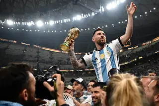 Pelé, Maradona e Messi: a viagem para a eternidade