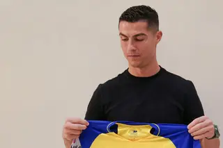 “Olá malta, vejo-vos em breve”: Cristiano Ronaldo está a caminho da Arábia Saudita e já tem apresentação oficial marcada