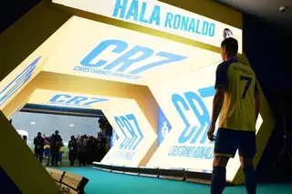 Cristiano Ronaldo não se estreia esta quinta-feira na liga saudita. Não só por causa de um castigo, mas porque o jogo do Al-Nassr foi adiado