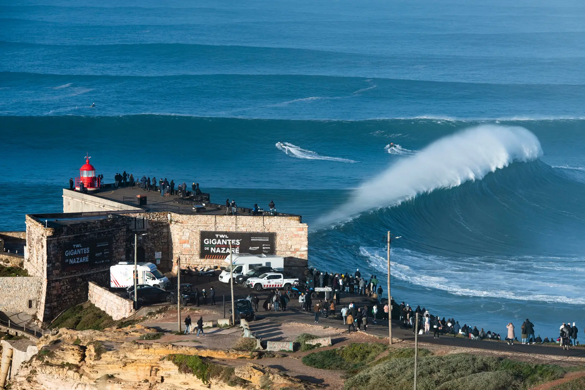 Morreu Márcio Freire, pioneiro das ondas gigantes, enquanto surfava na Nazaré