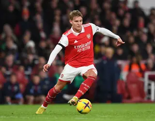 A estética de Ødegaard, o líder do Arsenal que lidera a Premier League 