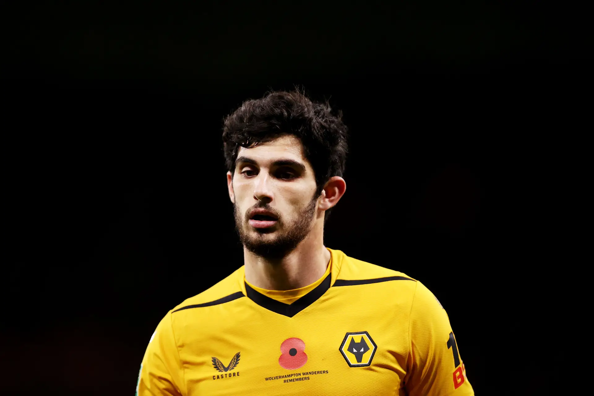 “É um regresso à casa-mãe”: Gonçalo Guedes emprestado pelo Wolves ao Benfica até final da época