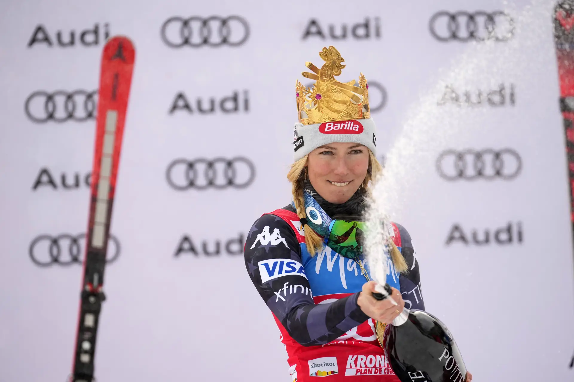 Mikaela Shiffrin, a rainha da neve que não esquece o abraço do pai: “Associar ganhar a estar mentalmente bem e perder a estar mal é errado”